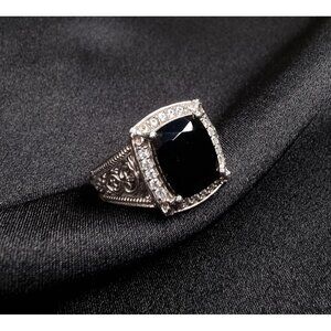 Vintage Black Onyx Sterling Silver Ring With Ornate Filigree Design